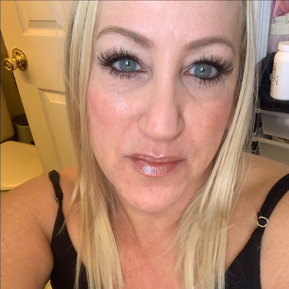 Meet your Posher, Erica